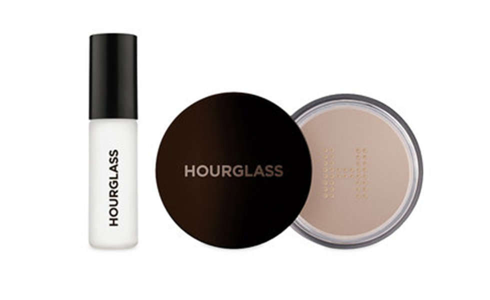 Get a free gift with your qualifying Hourglass purchase